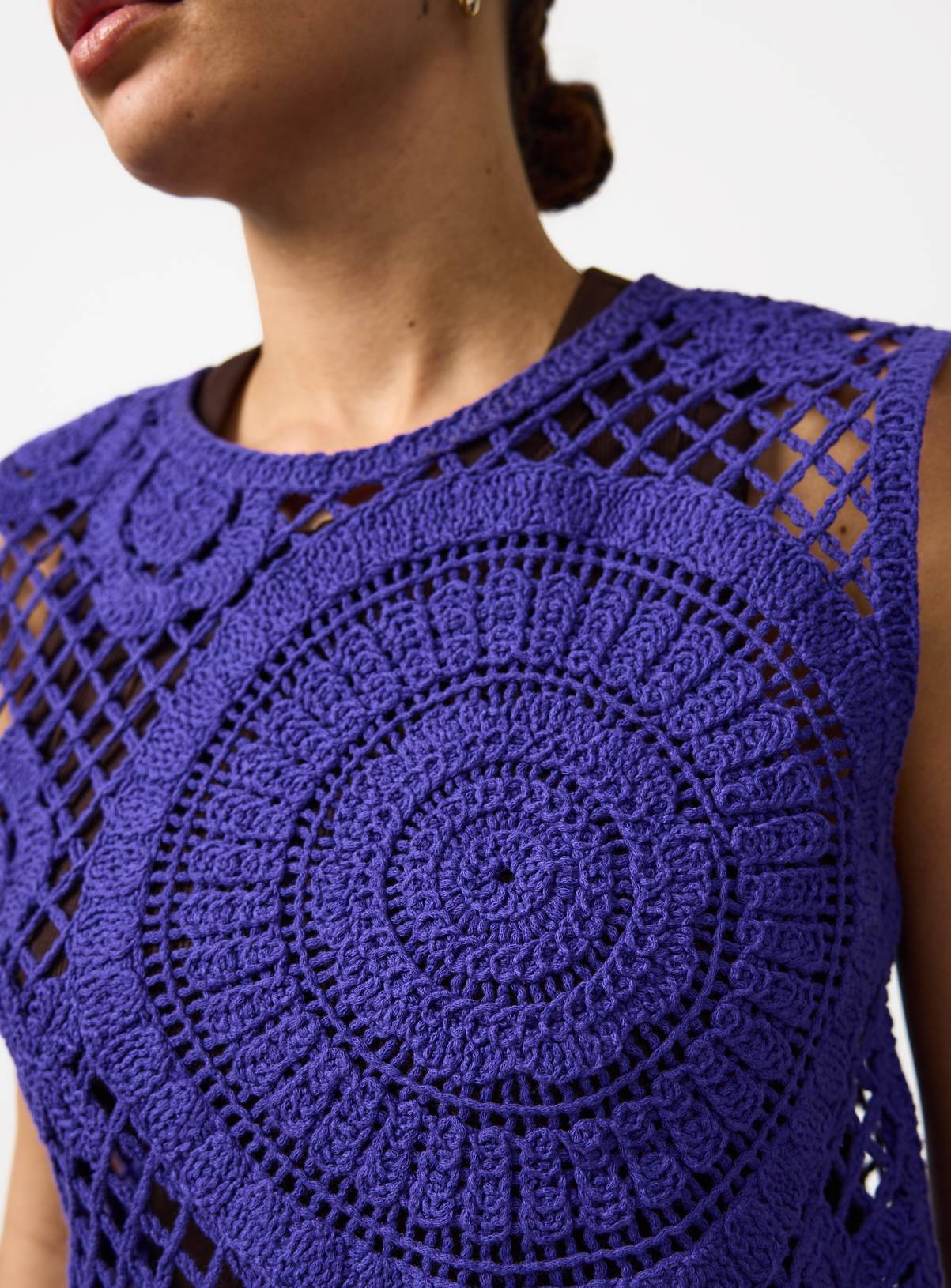 Bright Blue Crochet Circle Detail Vest Top XS - Image 3